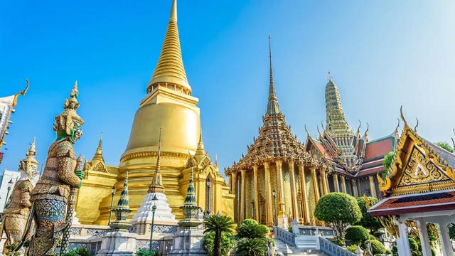 Explore the Grand Palace