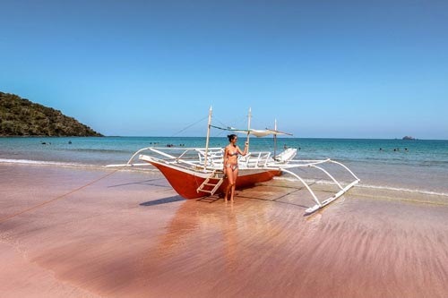 Head to Nagtabon Beach for another spectacular sightseeing