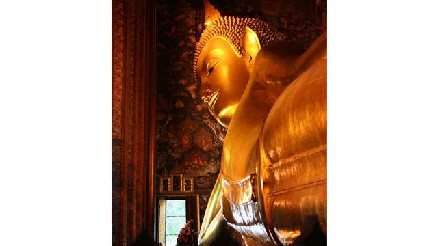 Visit the Reclining Buddha
